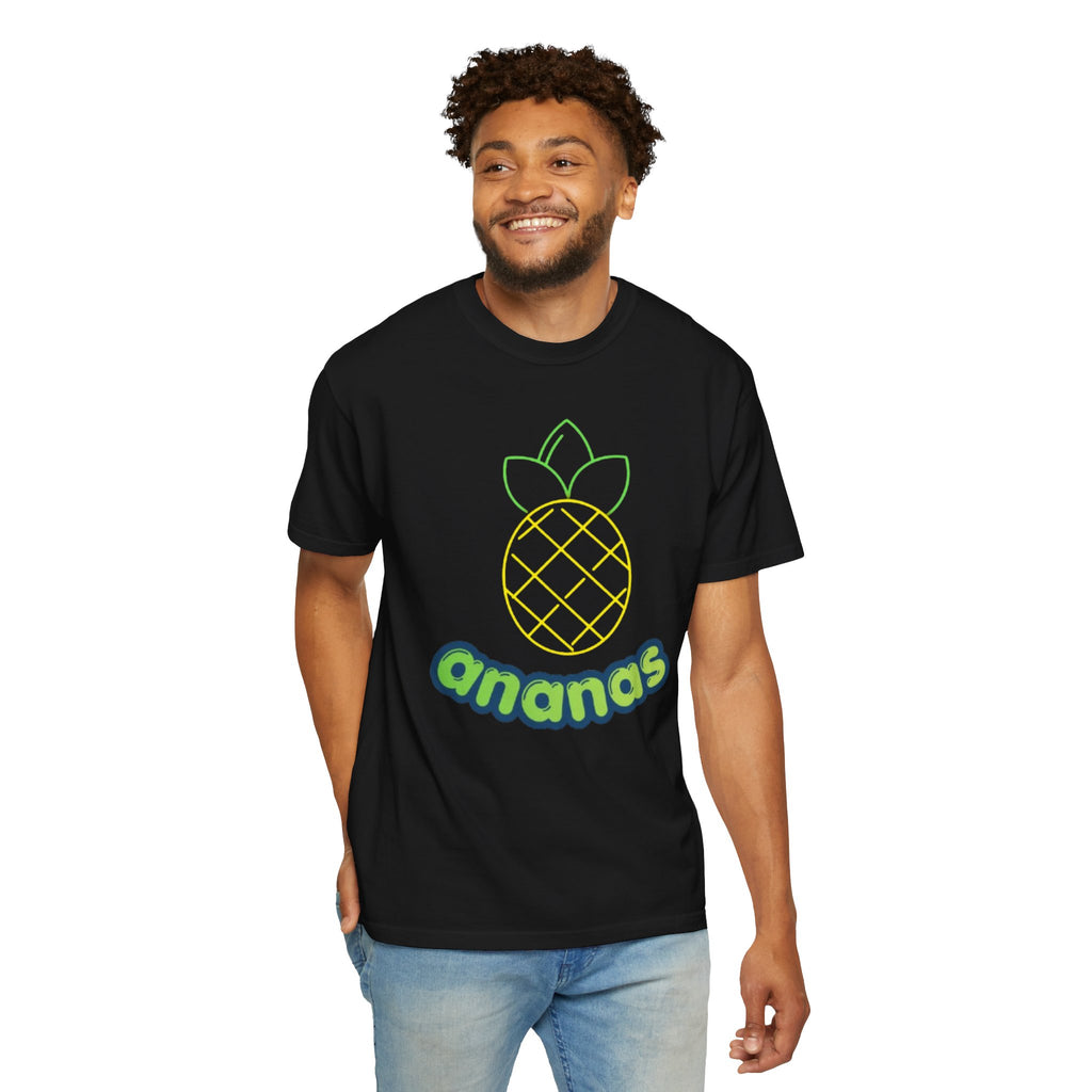 Pineapple 'ananas' Graphic T-Shirt — Tropical Retro Fruit Tee