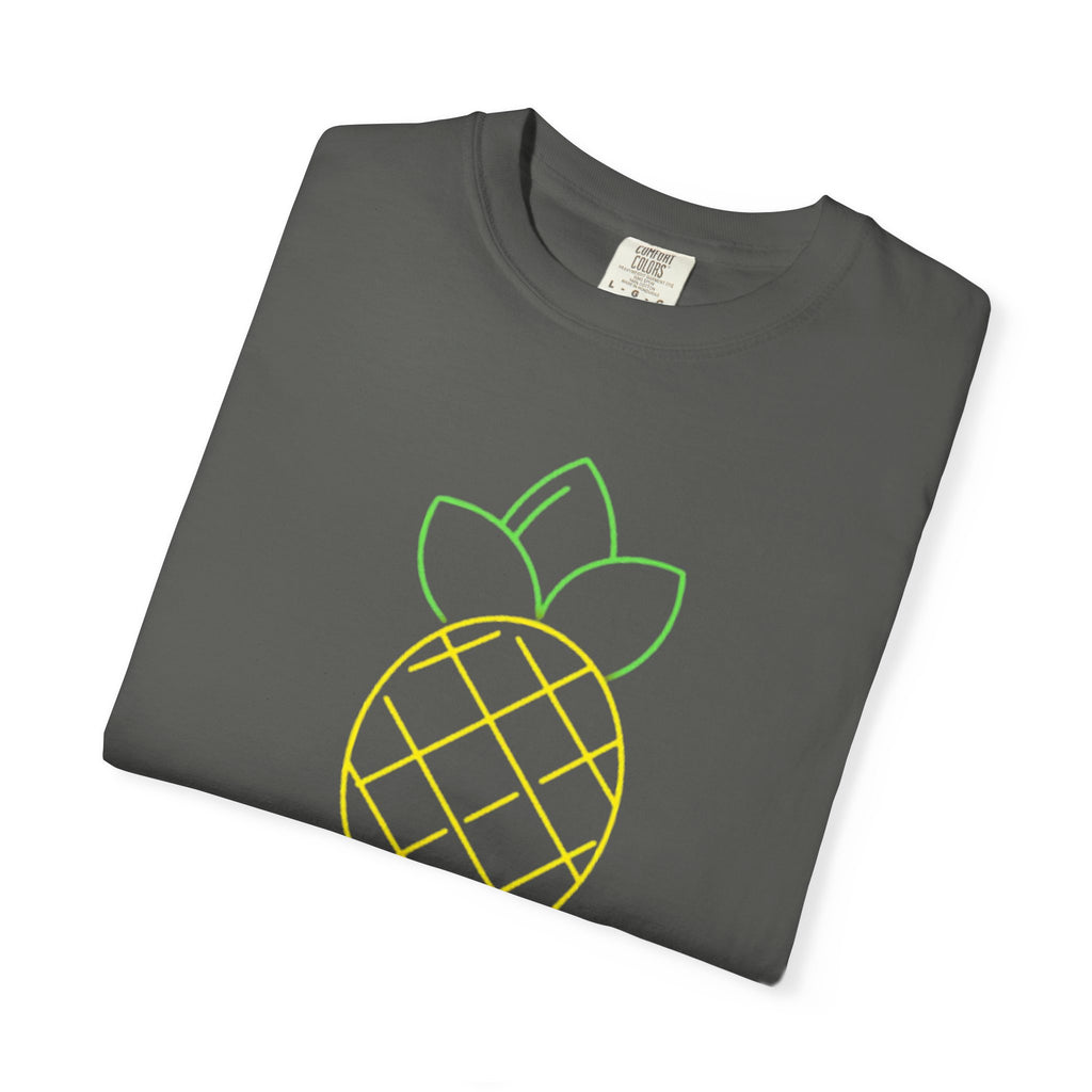 Pineapple 'ananas' Graphic T-Shirt — Tropical Retro Fruit Tee