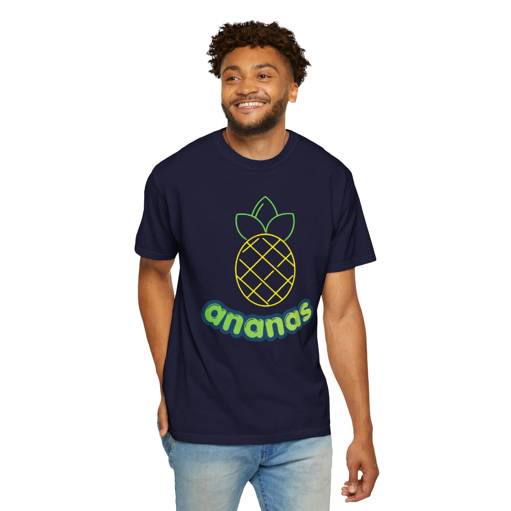 Pineapple 'ananas' Graphic T-Shirt — Tropical Retro Fruit Tee