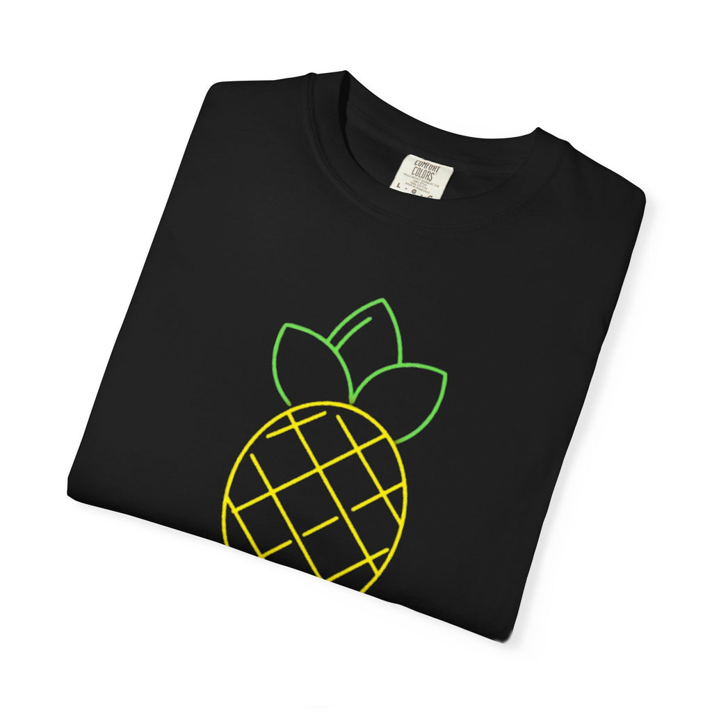 Pineapple 'ananas' Graphic T-Shirt — Tropical Retro Fruit Tee